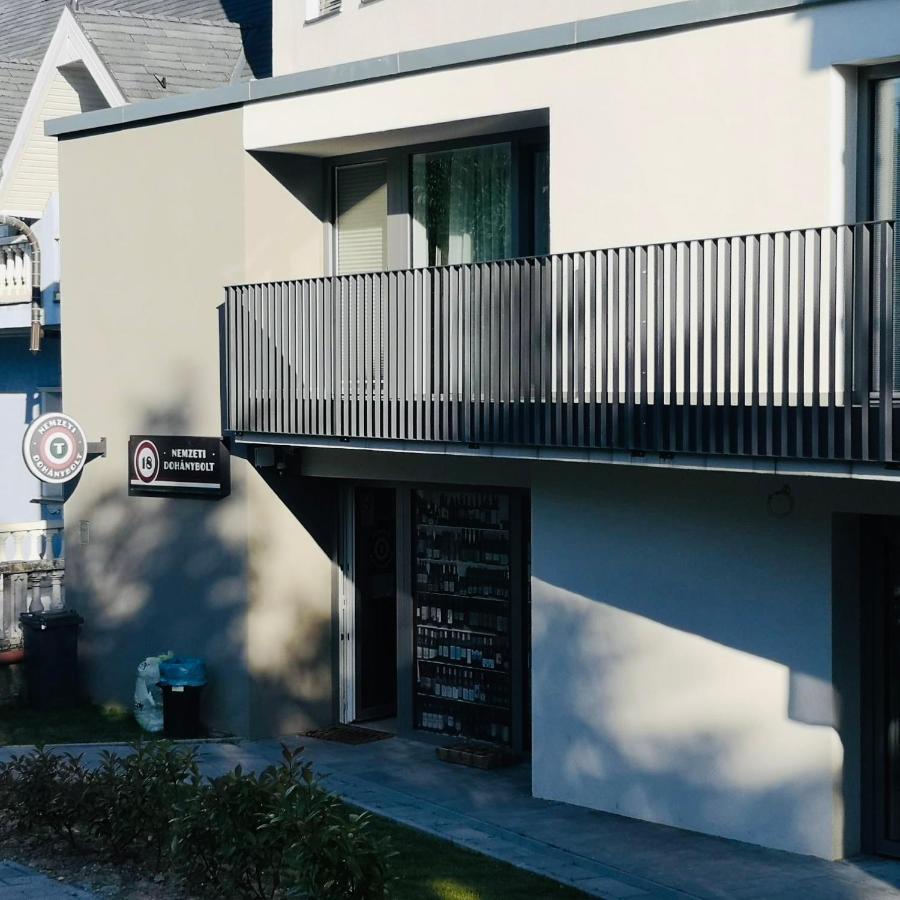 Iris Appartement in Hévíz - new 2021&modern Heviz Exterior foto